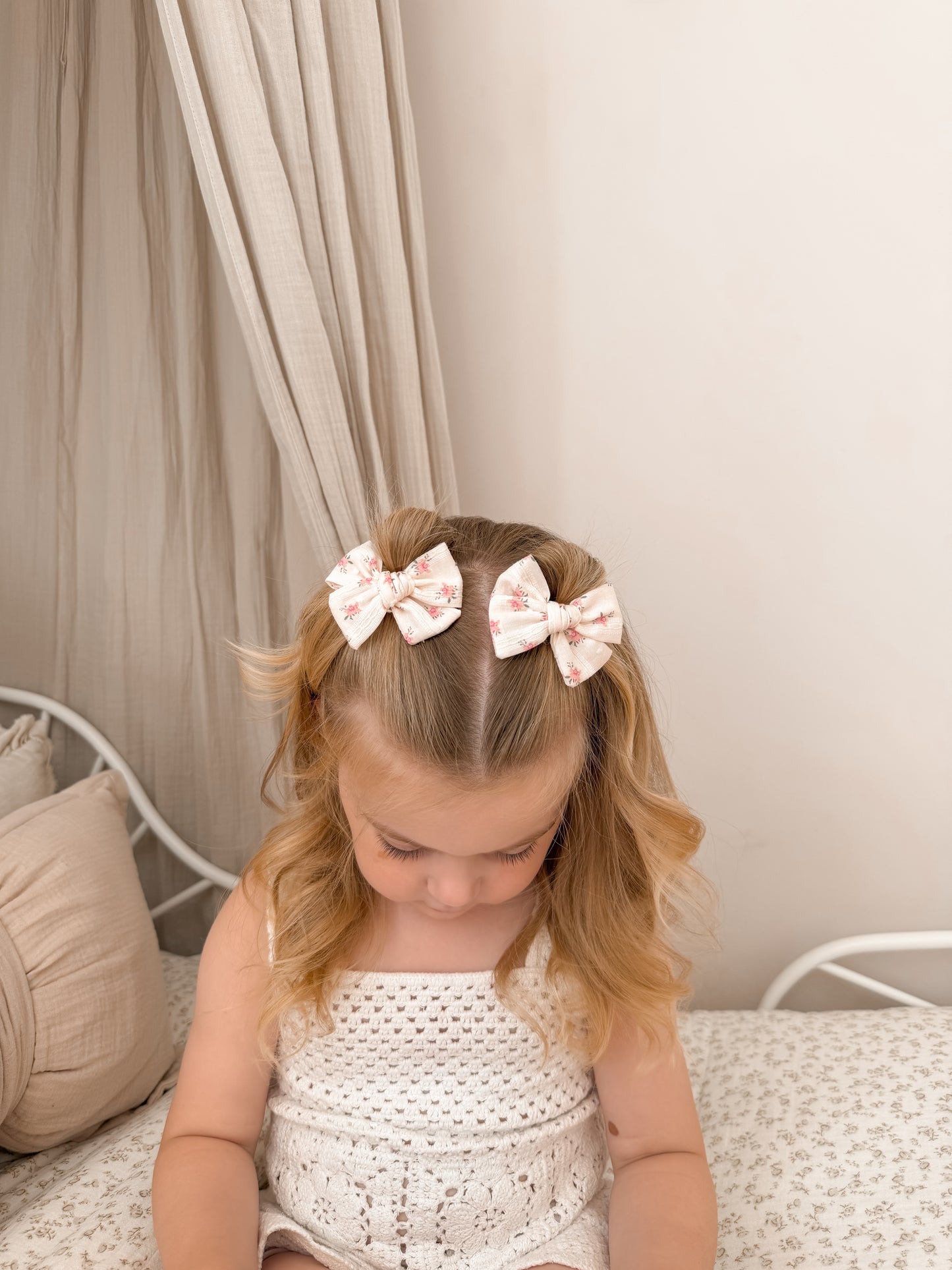 Pinwheel Pigtail Bows | Azalea Floral