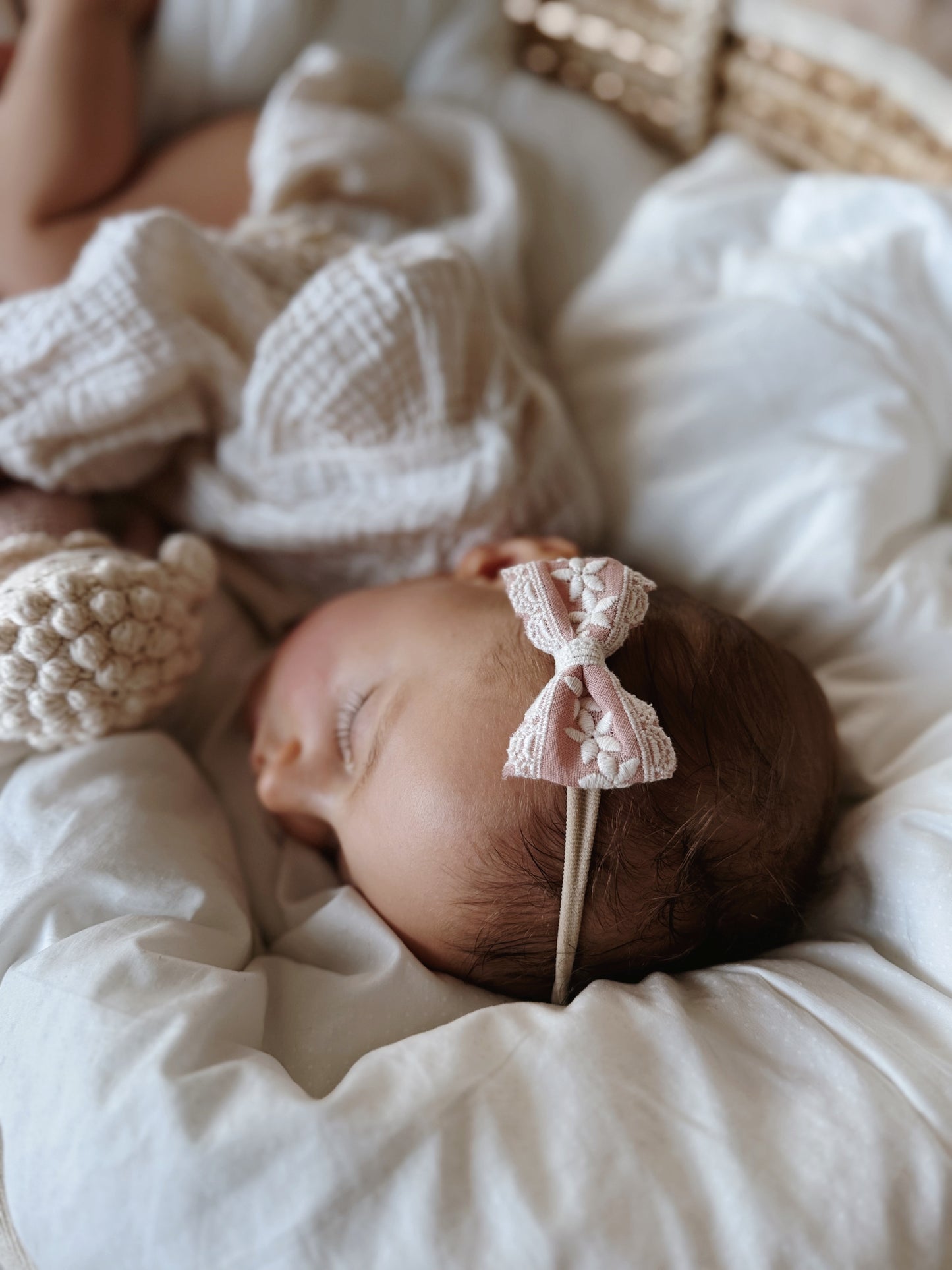 Lace Bow | Rosie
