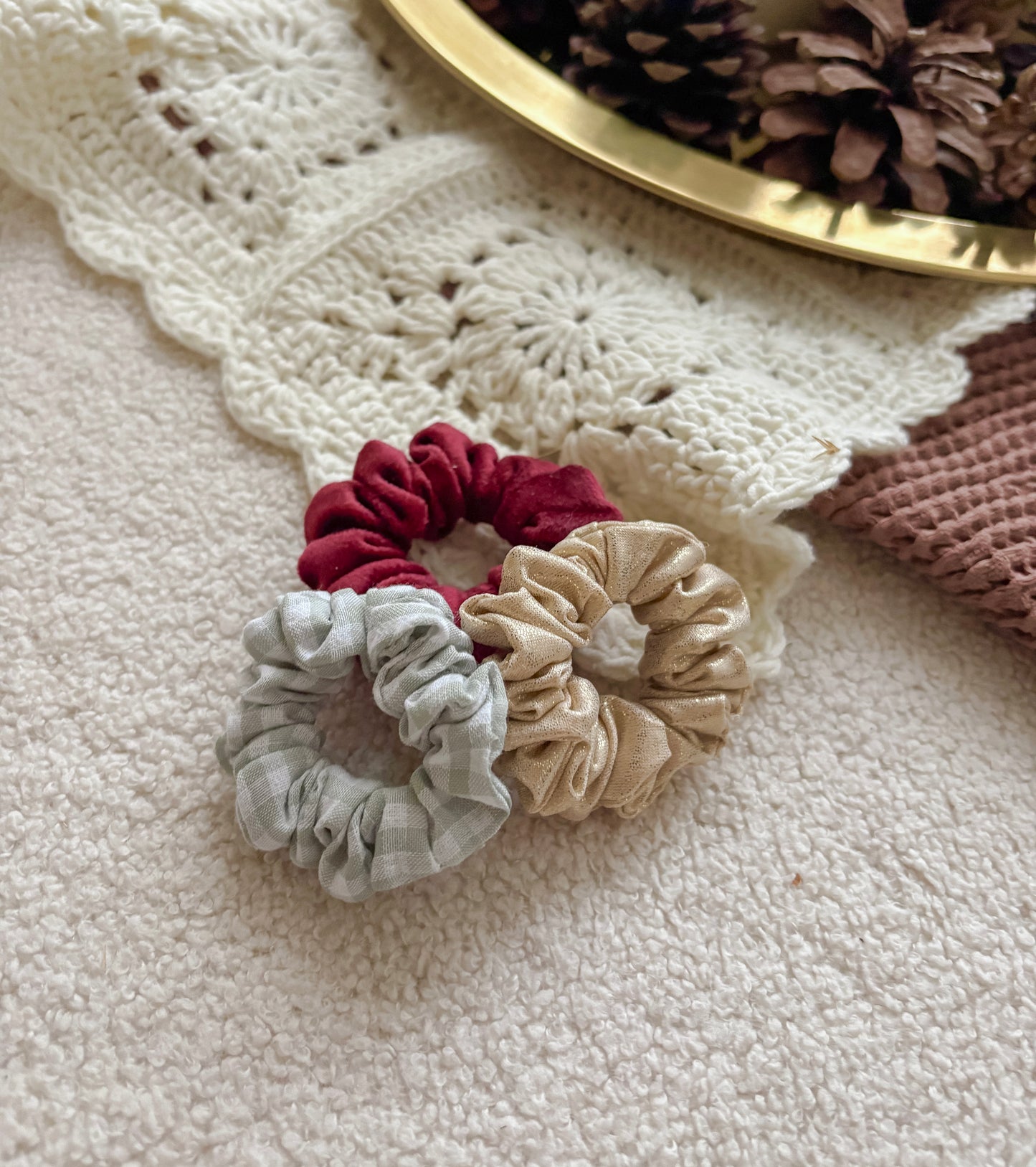 Mini Scrunchies | Christmas Edition (3 options)