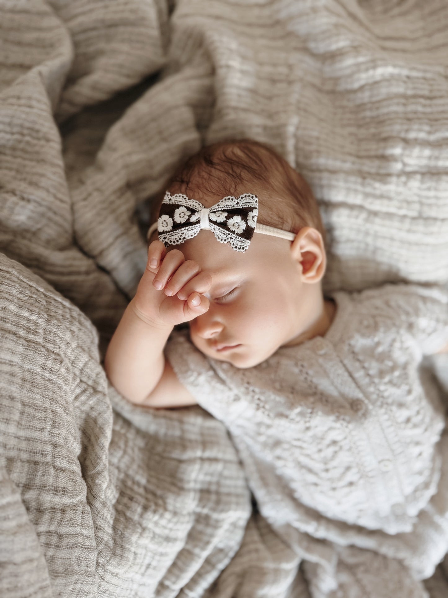 Bow | Chestnut Lace (clip or headband)