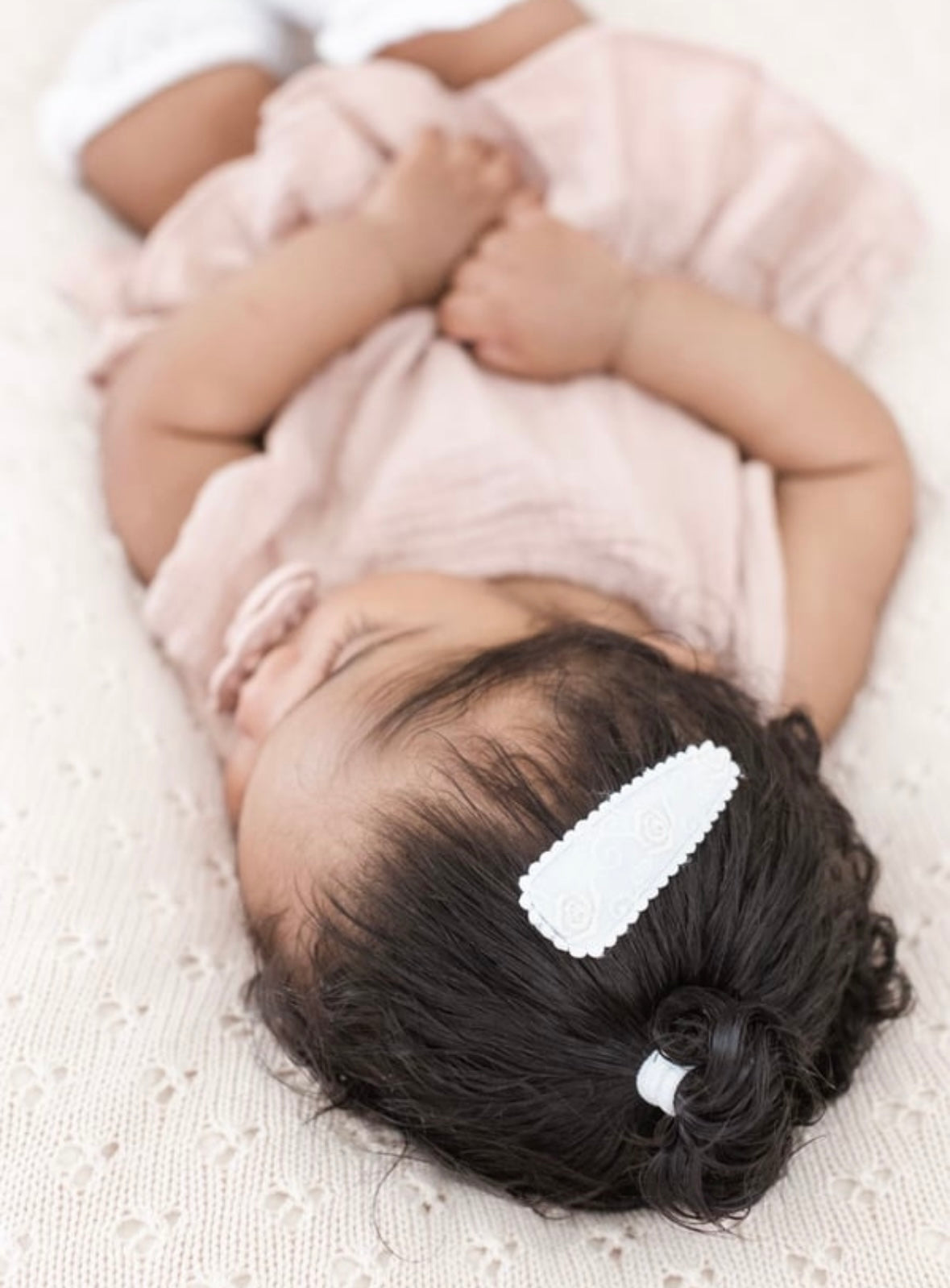 Large Snap Clips | White Tulle