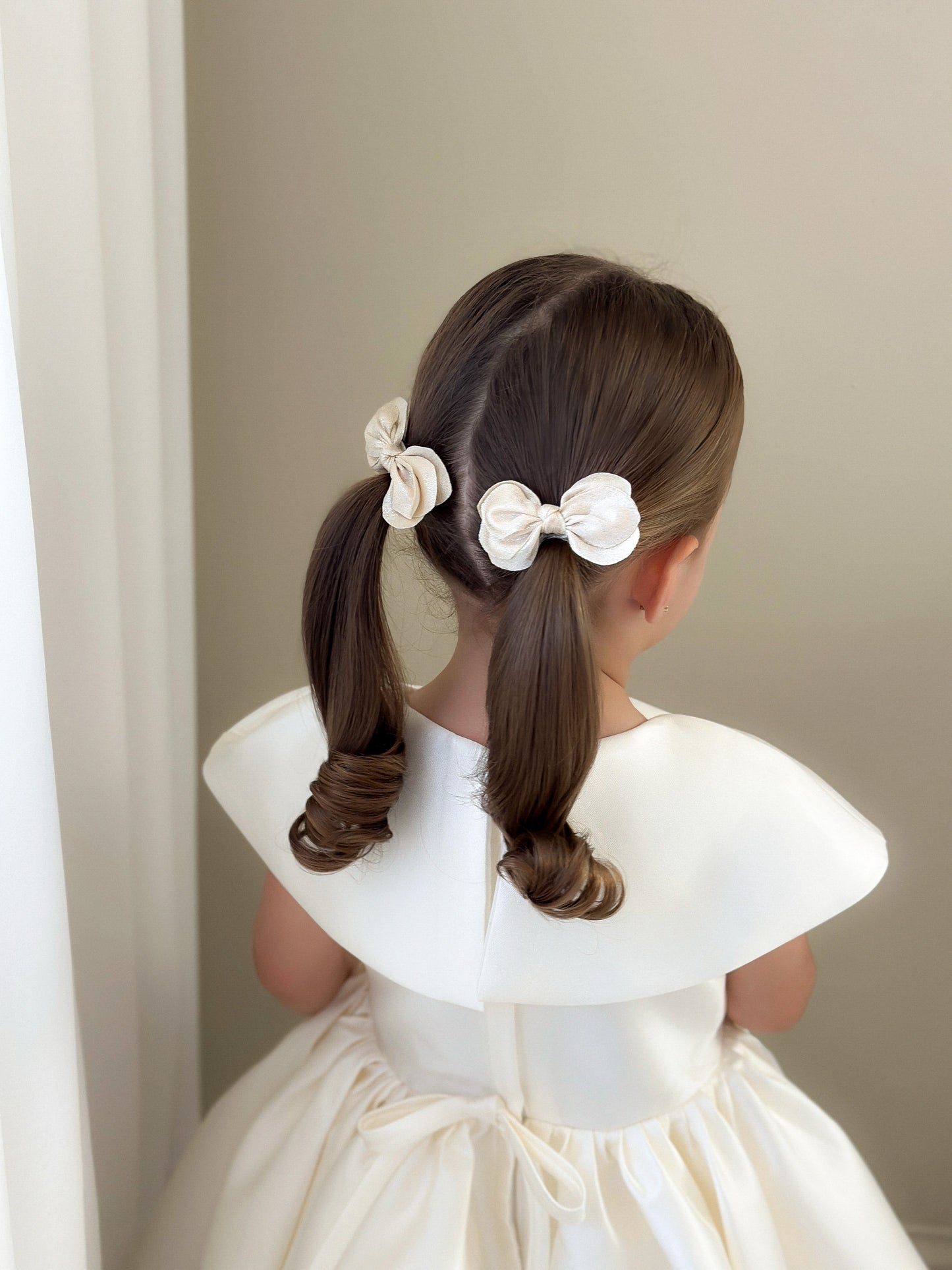 Flutter Pigtail Clips | Soft Gold Shimmer