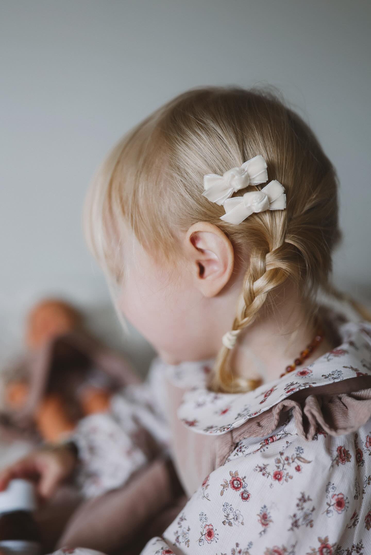 Mini Bow Clips | Ivory Velvet