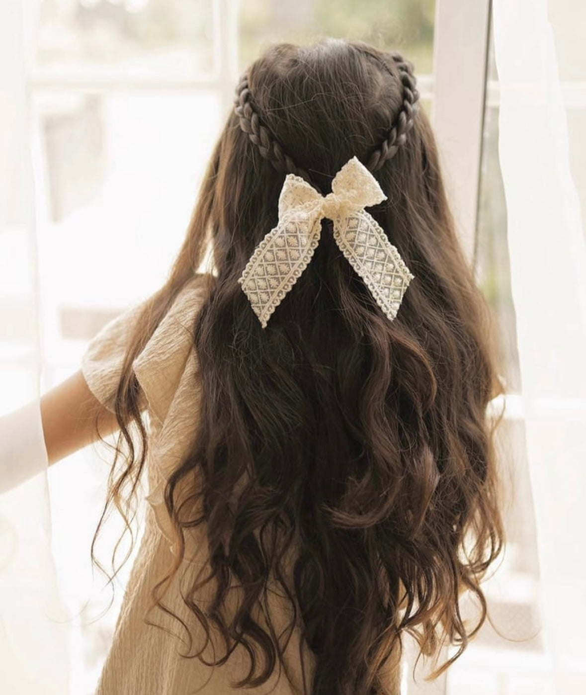 Longtail Lace Bow | Marigold