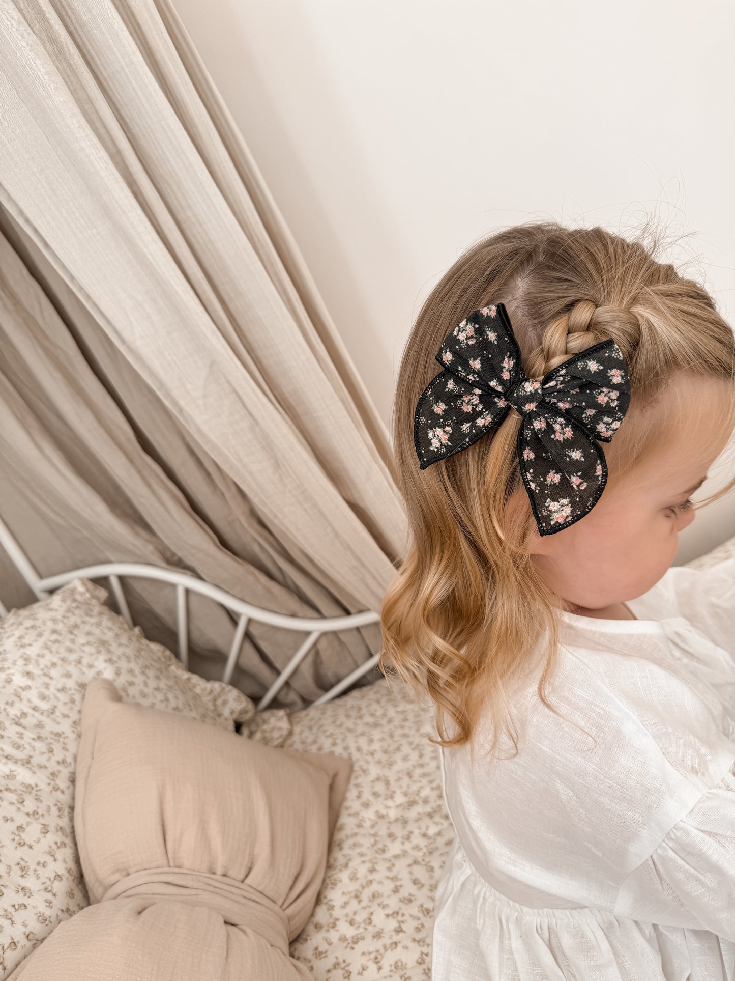 Fable Bow | Midnight Bloom