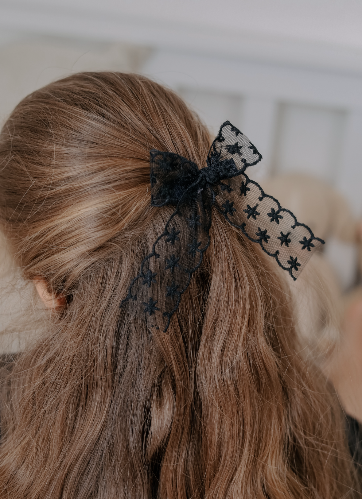 Longtail Bow | Noir Lace