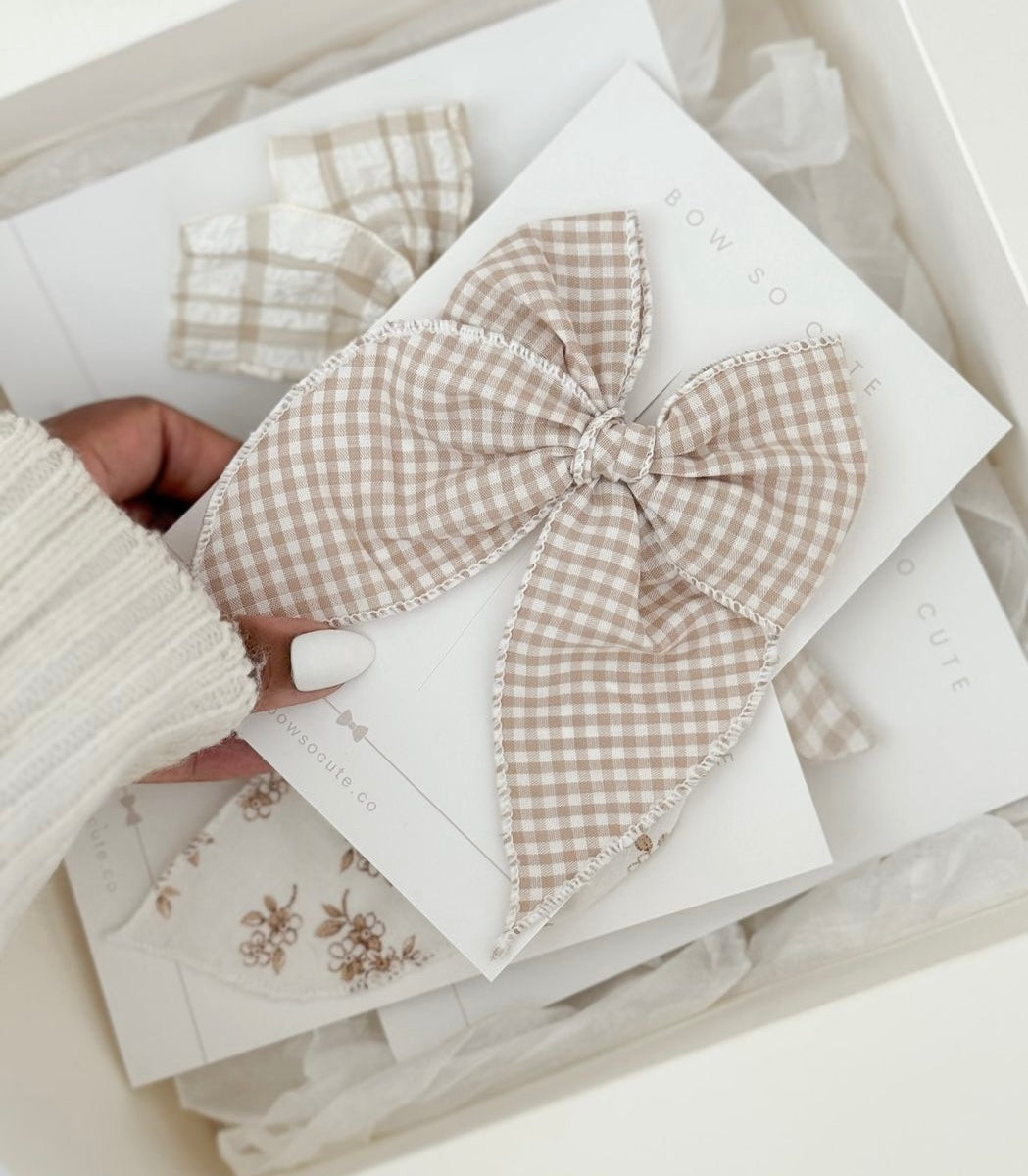 Fable Bow | Beige Gingham