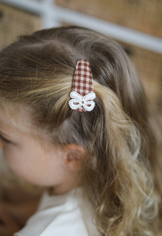 Clip | Maple Check Bow