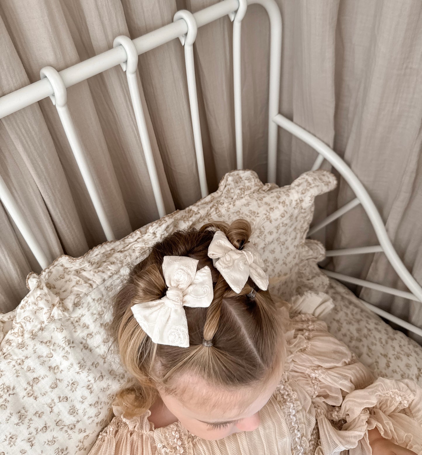Pinwheel Pigtail Bows | Heritage Rose