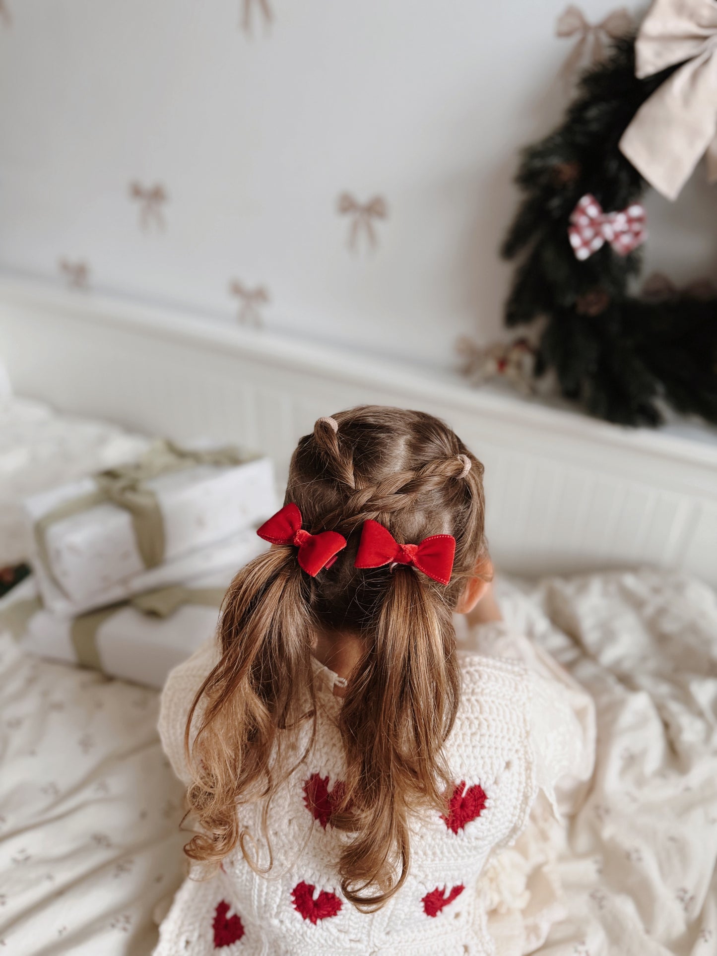 Knotted Pigtail Bows | Santa Velvet