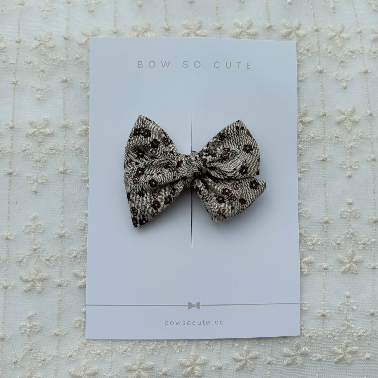 Petite Classic Bow | Hazel Floral