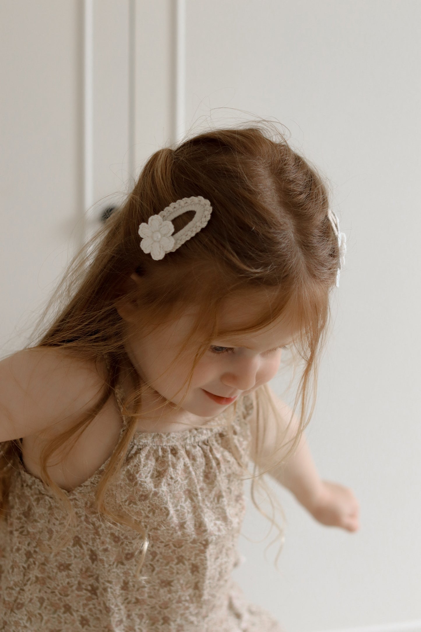 Daisy Pearl Clip | Oatmeal