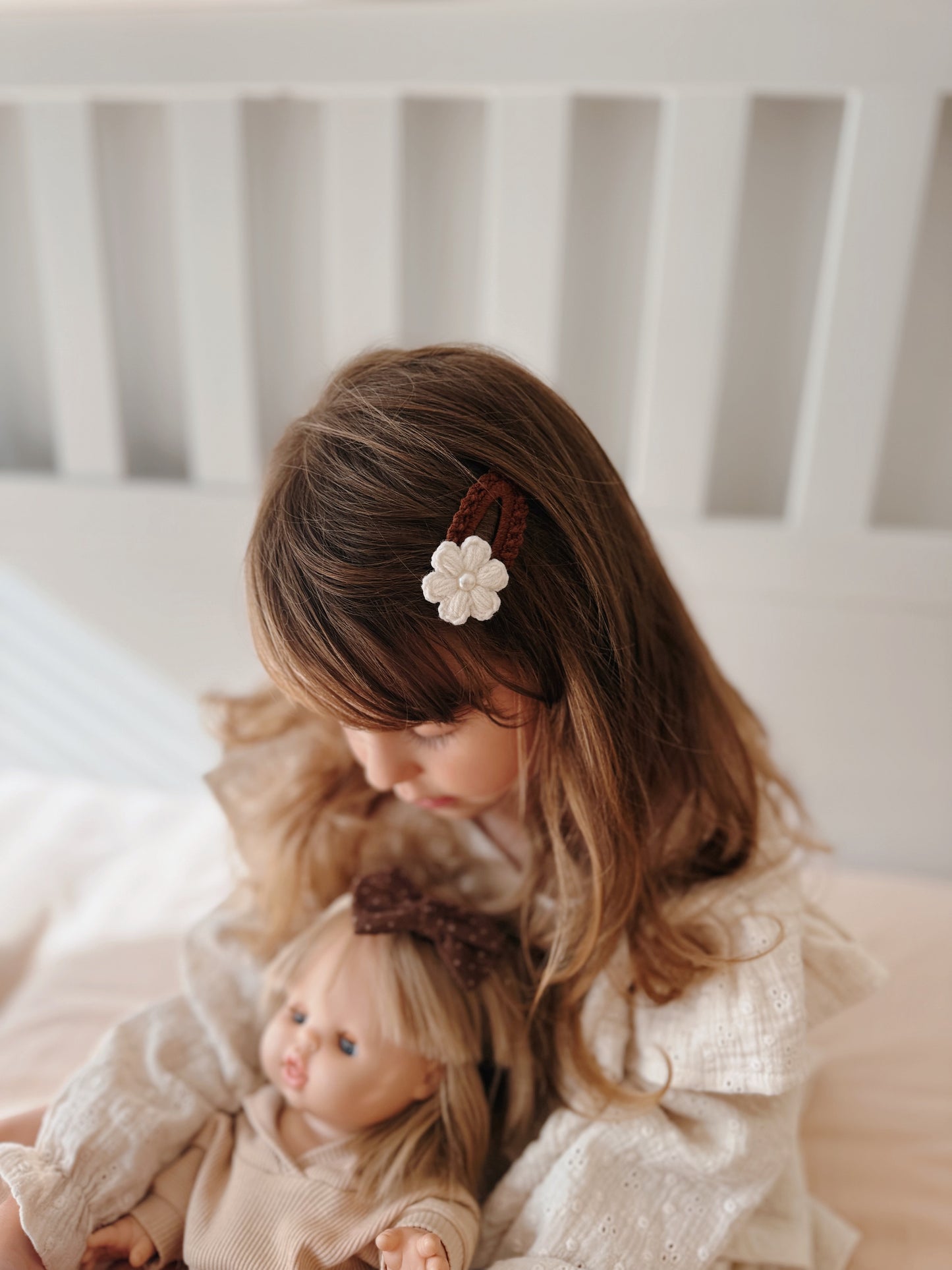 Daisy Pearl Clip | Cocoa