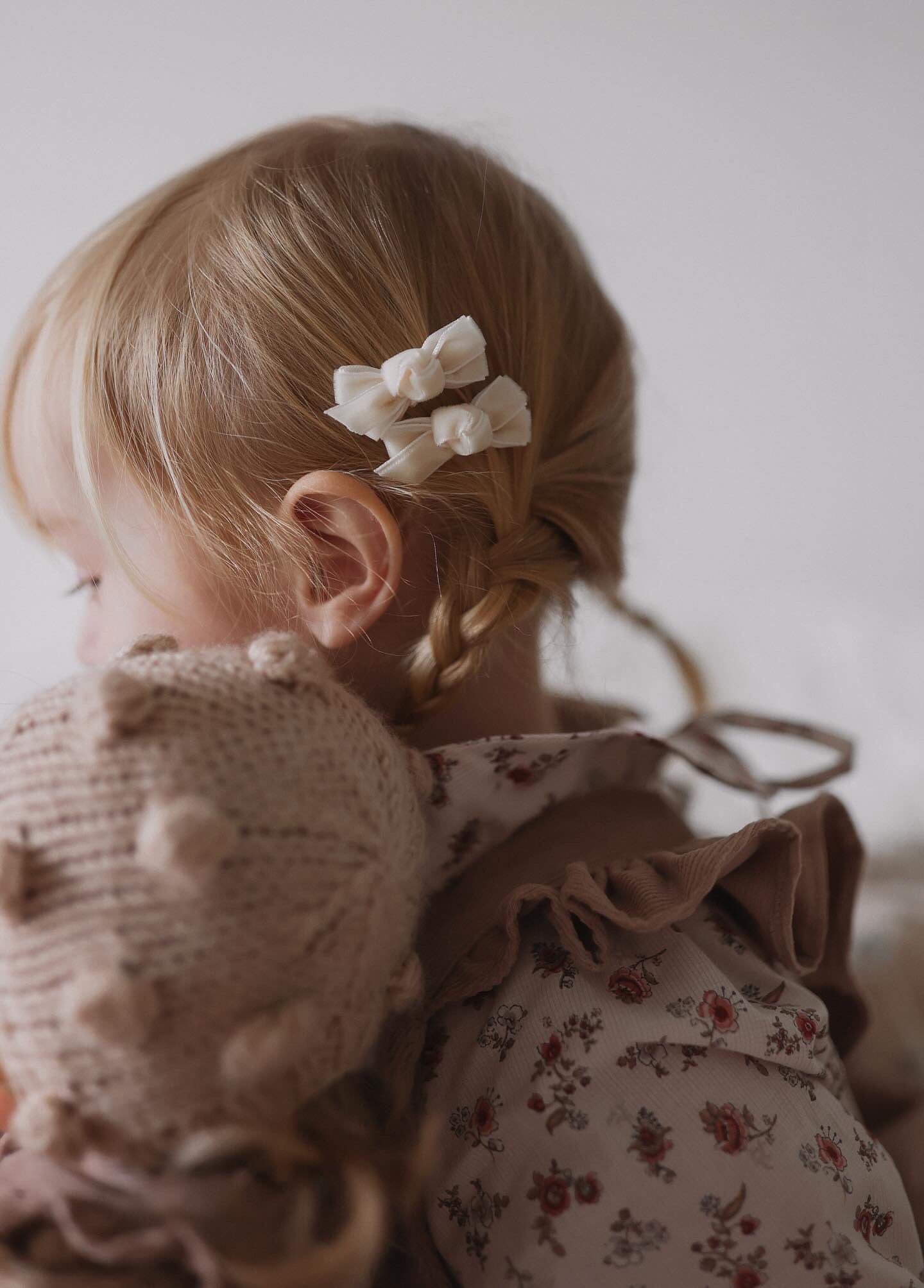 Mini Bow Clips | Ivory Velvet