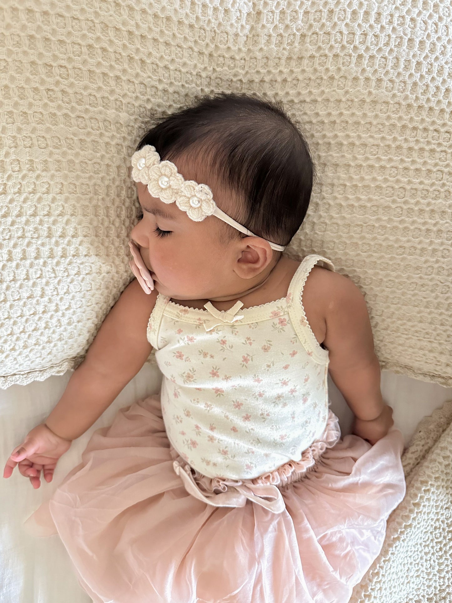 Dainty Headband | Pearly Oat Flowers