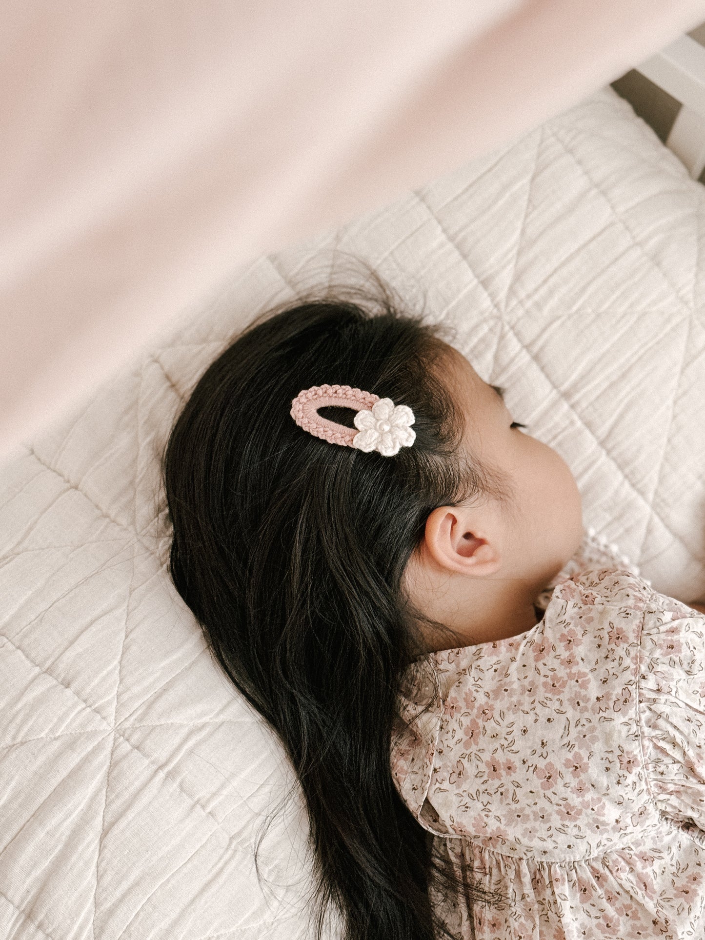 Daisy Pearl Clip | Dusty Rose