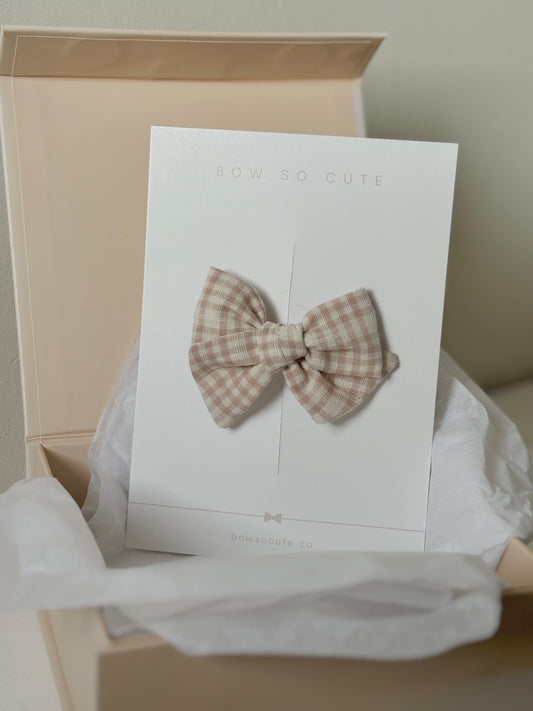 Petite Pinwheel Bow | Rosy Haze Plaid