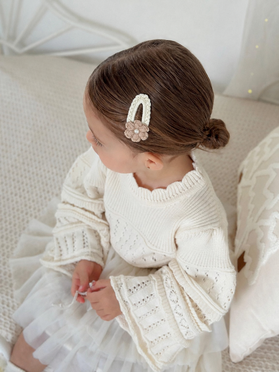 Daisy Pearl Clip | Soft Tan