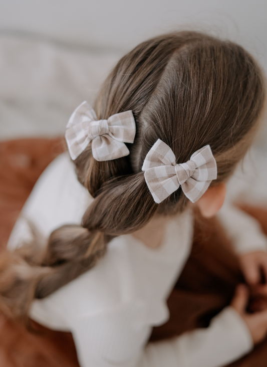 Pinwheel Pigtail Bows | Beige Gingham