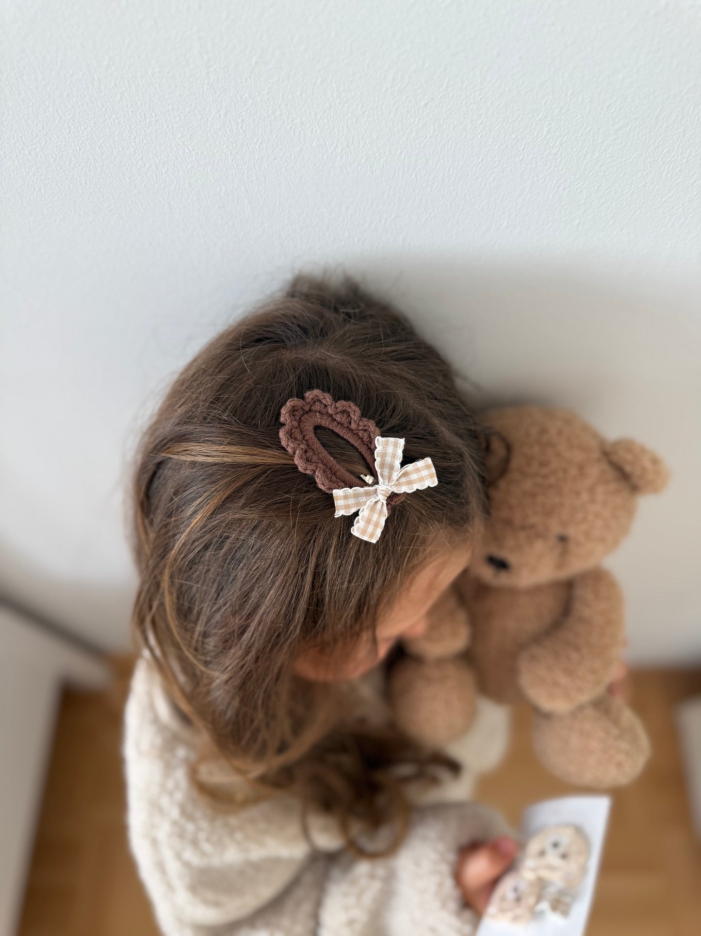 Scallop Crochet Clip | Chocolate Bow