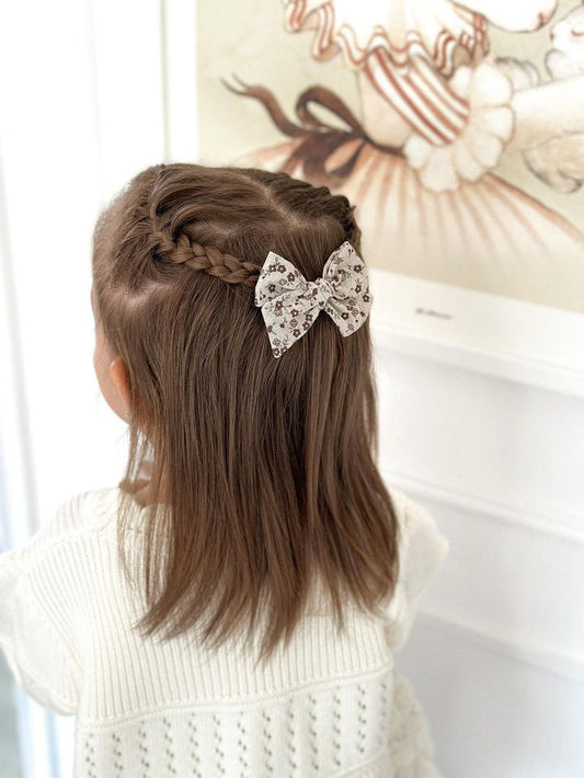 Petite Classic Bow | Hazel Floral