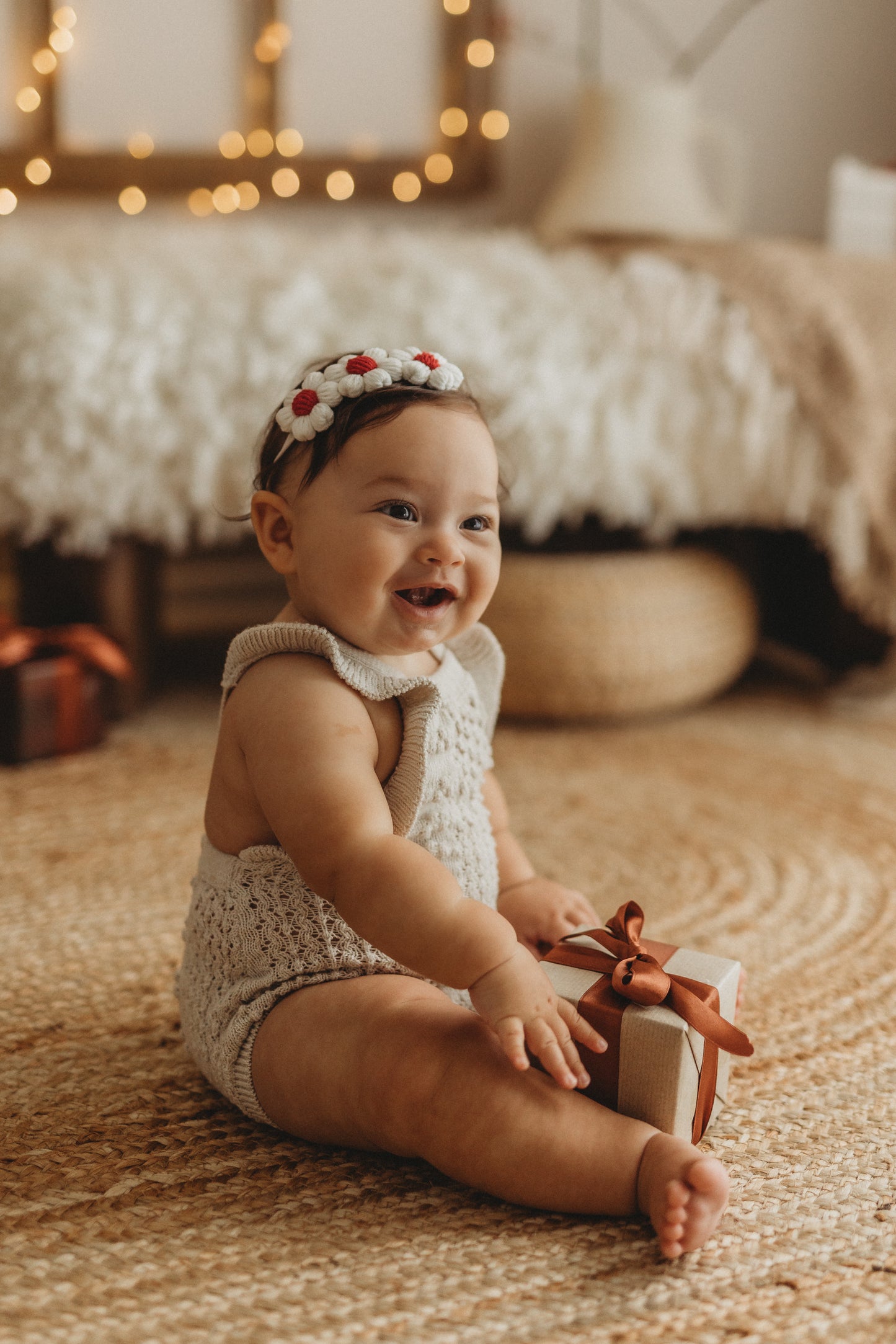 Dainty Headband | Christmas Daisies