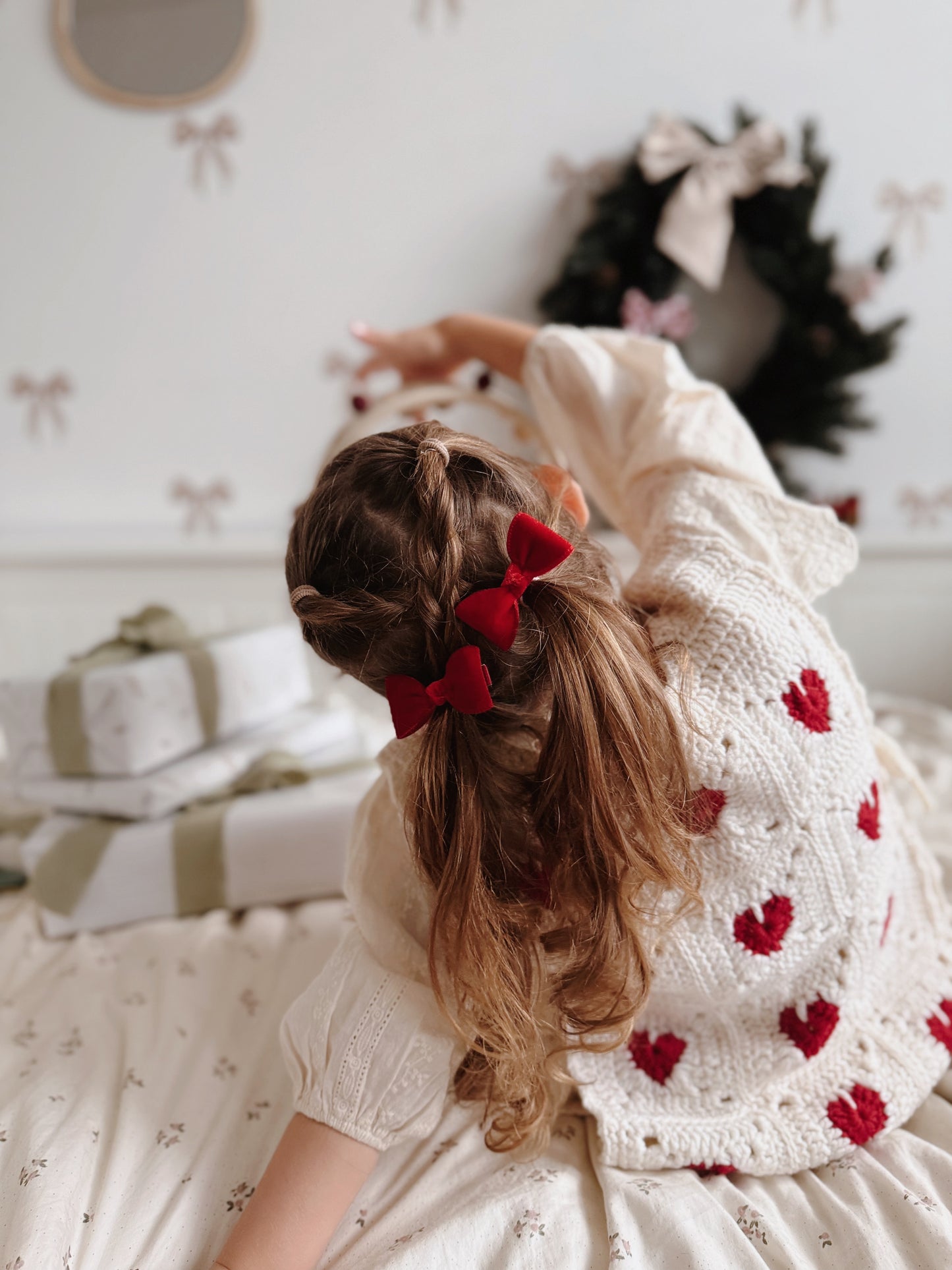 Knotted Pigtail Bows | Santa Velvet
