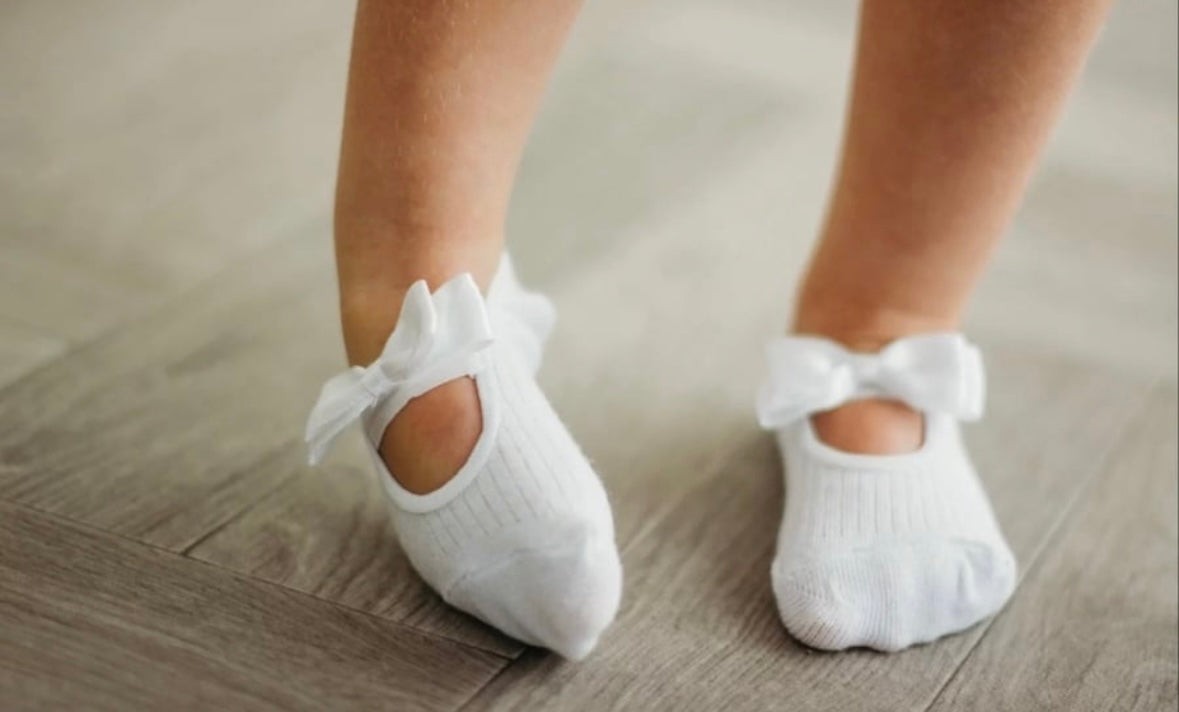 Satin Bow Socks | White