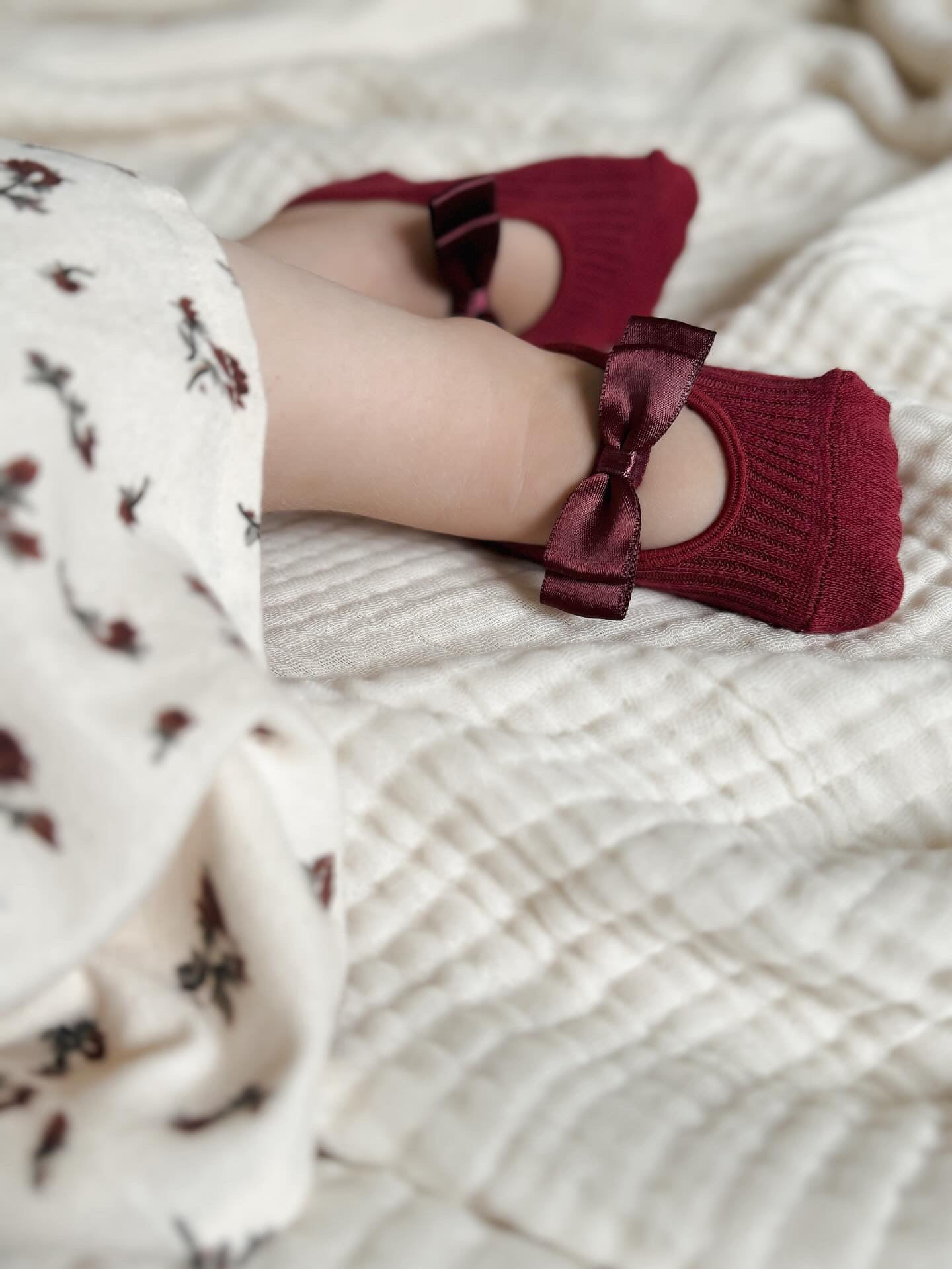 Satin Bow Socks | Crimson