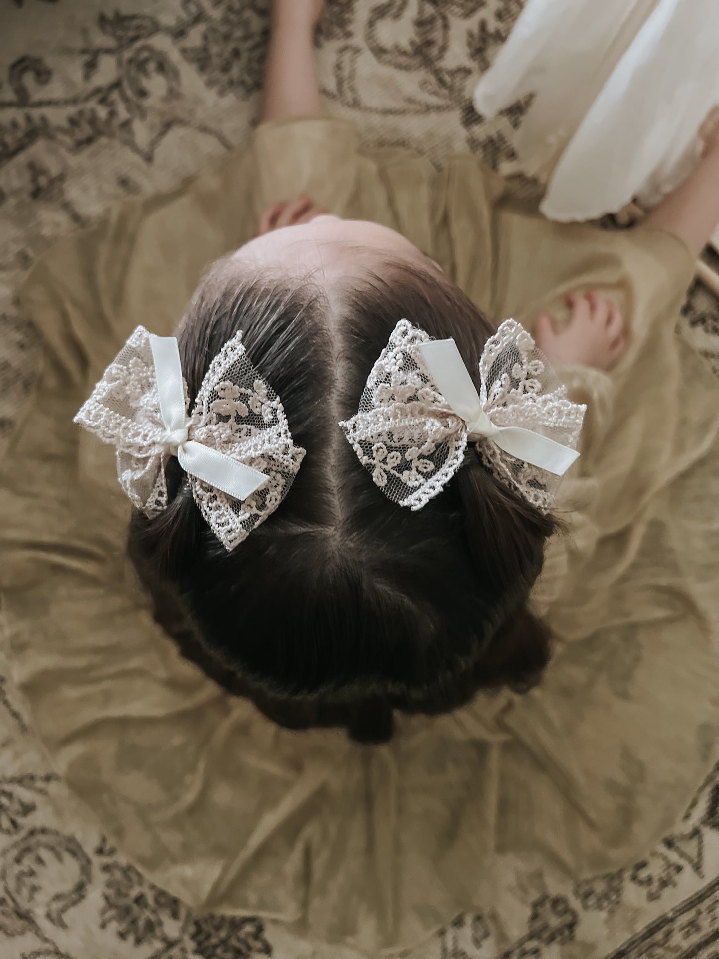 Pigtail Bows | Vintage Lace