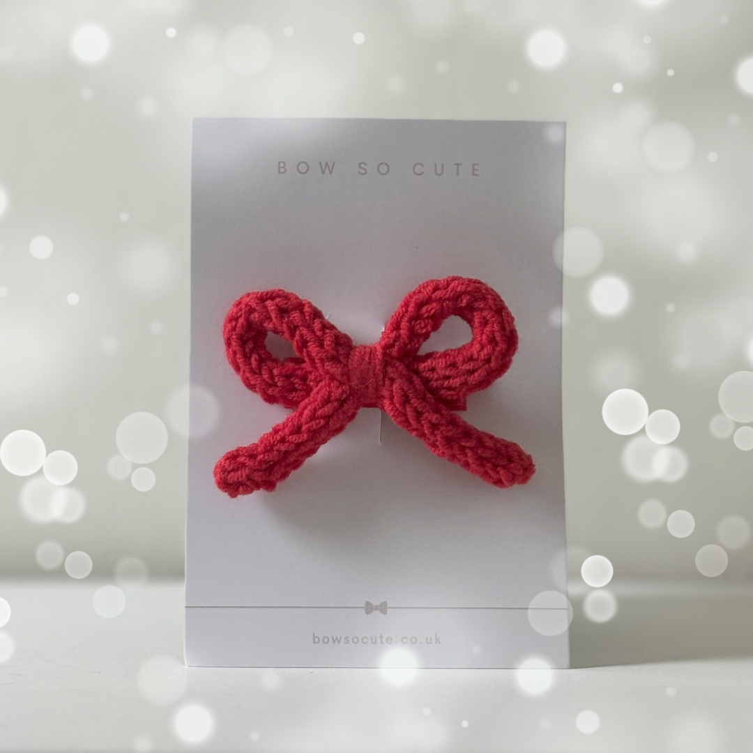 Clip | Dainty Knit Bow - Red