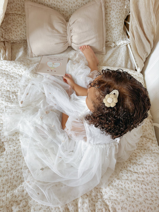 Daisy Puff Crochet Clip | Biscuit