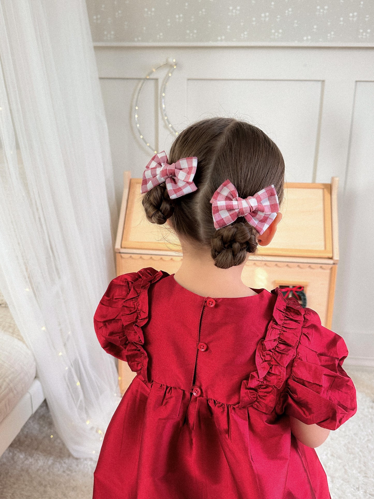 Petite Pinwheel Pigtail Bows | Festive Check