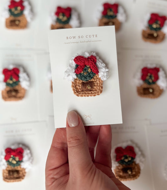 Clip | Snowy Gingerbread House