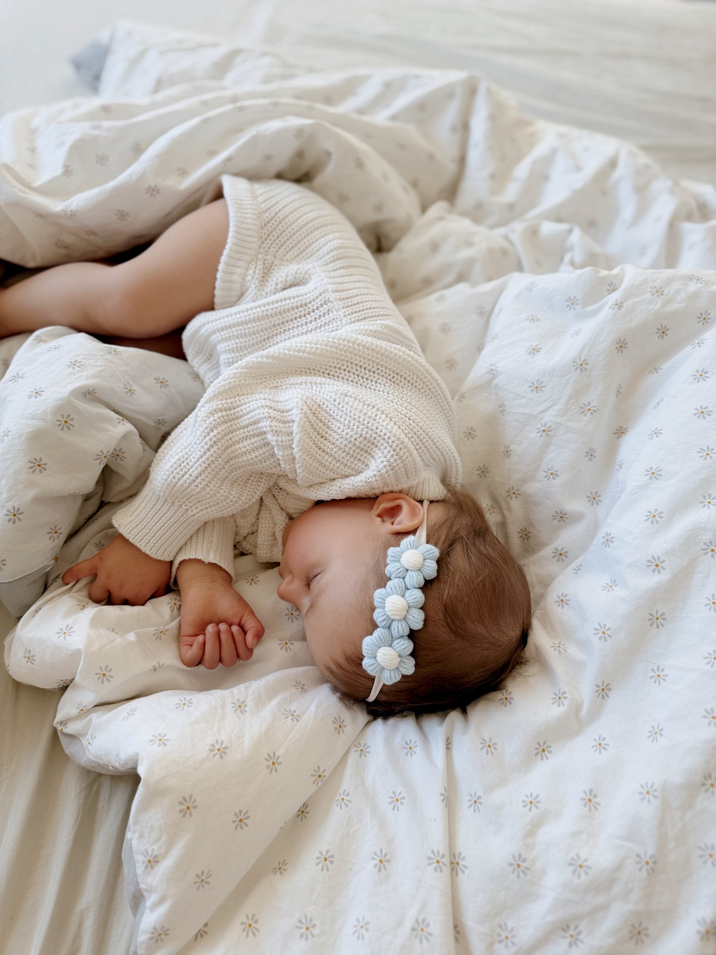Dainty Headband | Petite Soft Blue Daisies