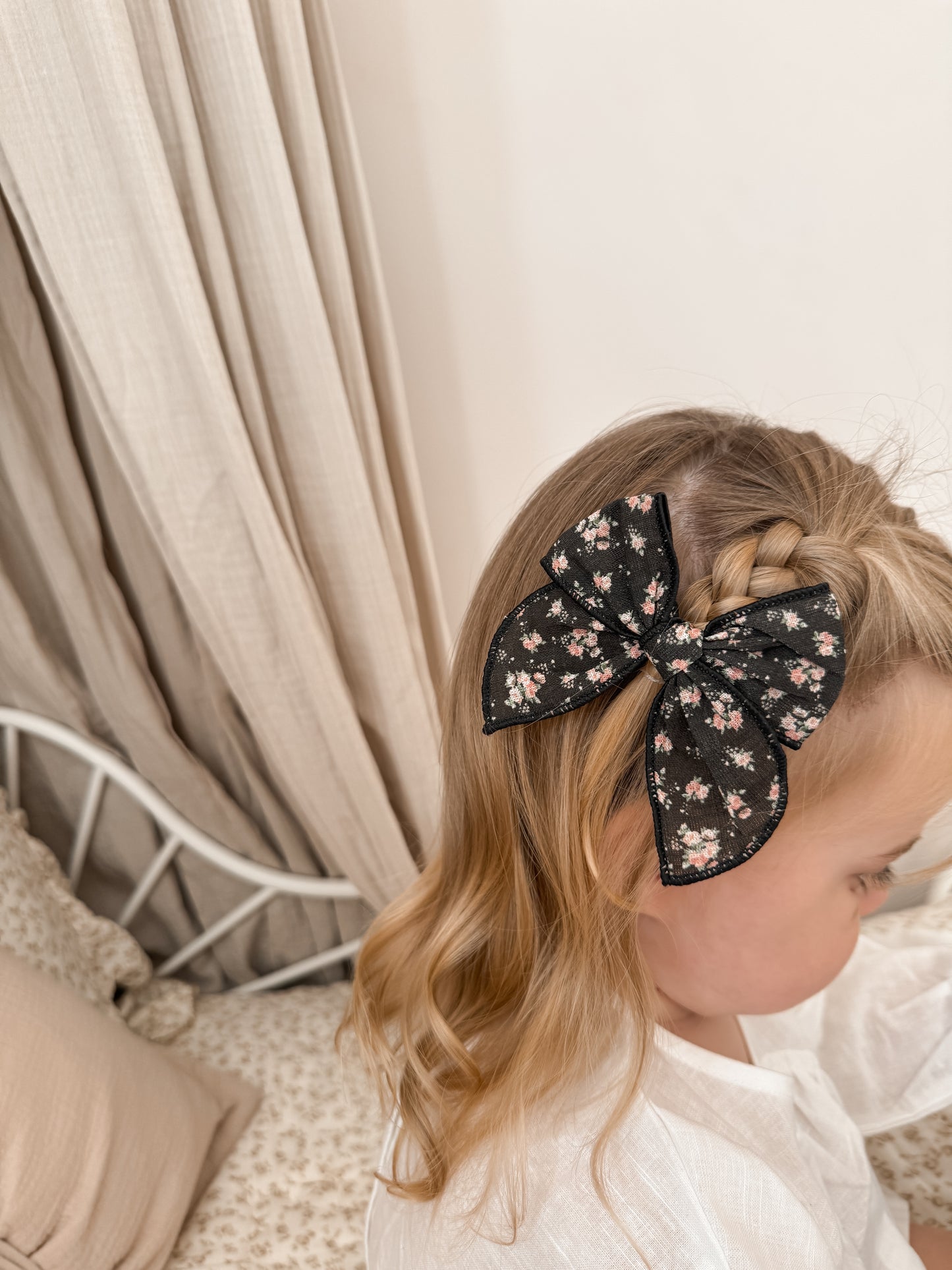 Fable Bow | Midnight Bloom