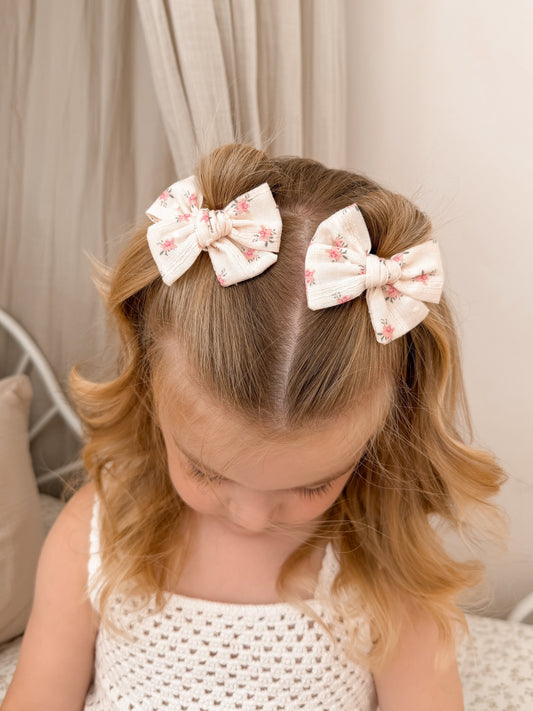Pinwheel Pigtail Bows | Azalea Floral