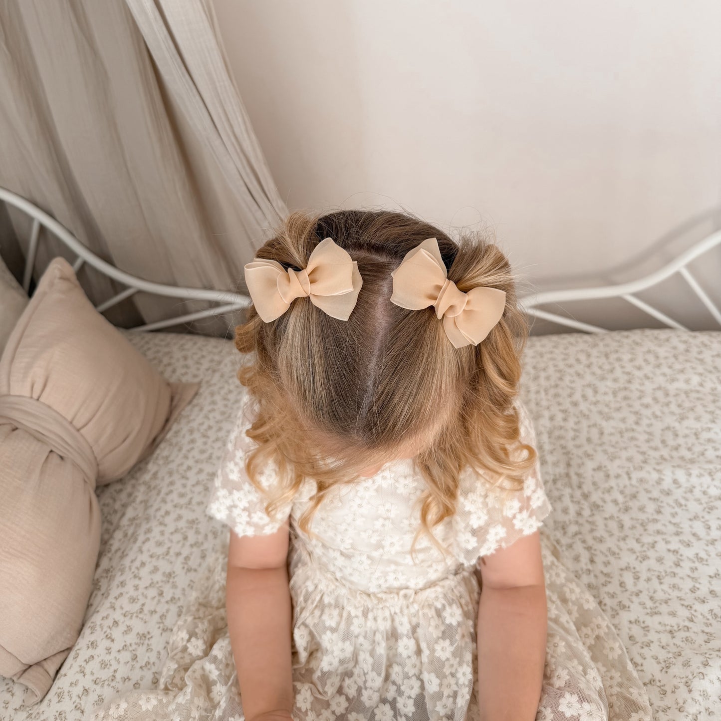 Marshmallow Chiffon Pigtail Bows | Latte