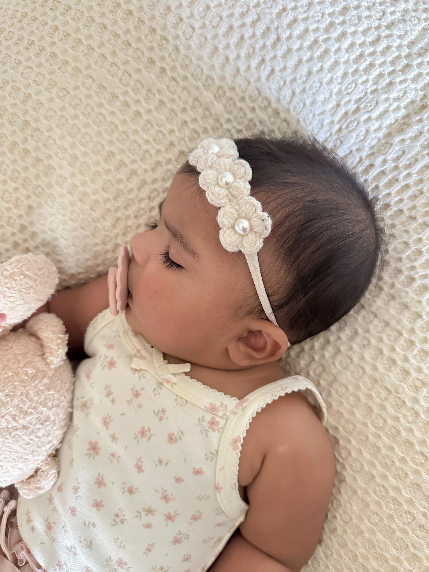 Dainty Headband | Pearly Oat Flowers