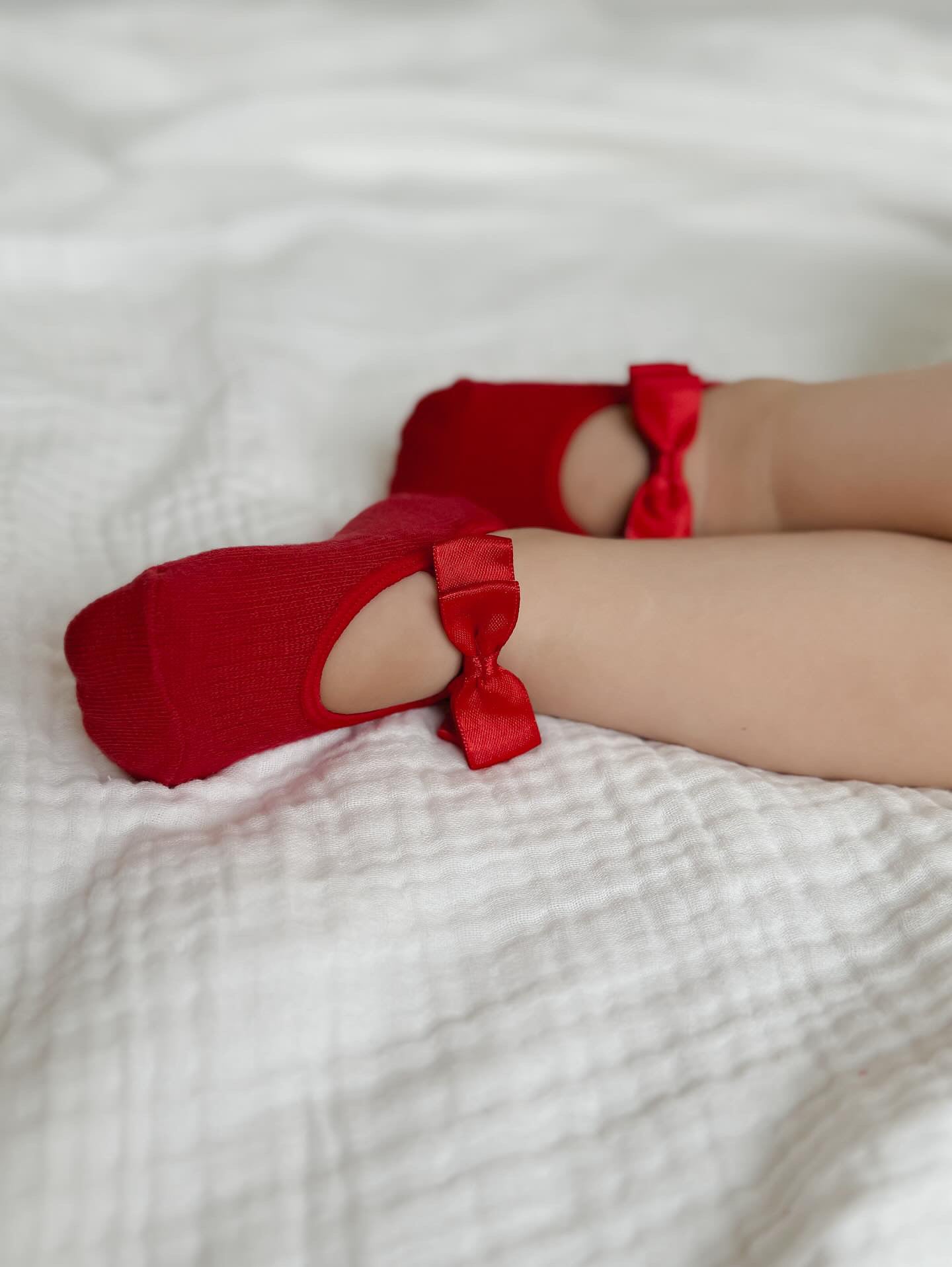 Satin Bow Socks | Berry