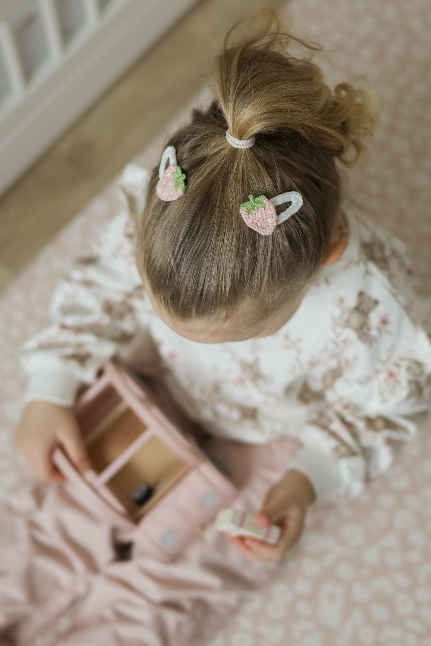 Crochet Clip Set | Blushing Strawberries