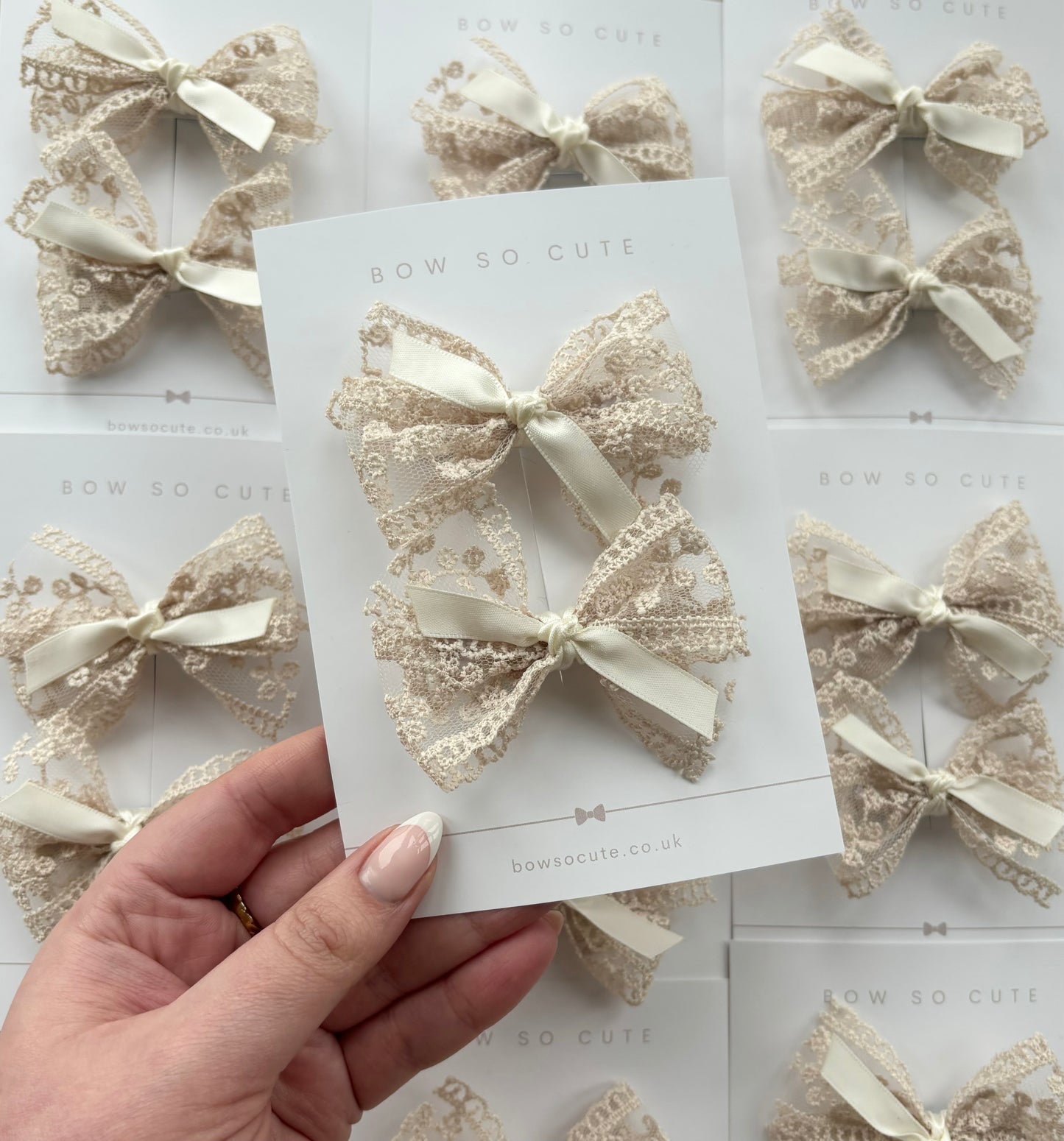 Pigtail Bows | Vintage Lace