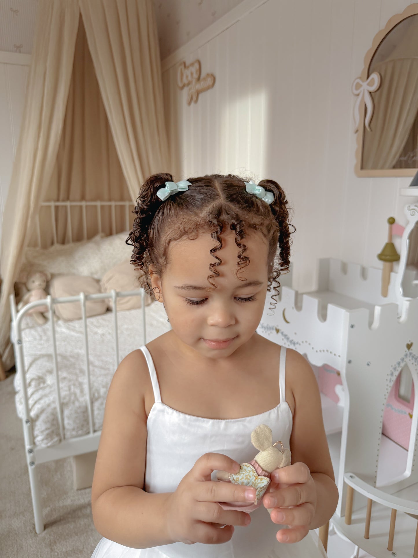 Mini Bow Clips | Soft Mint