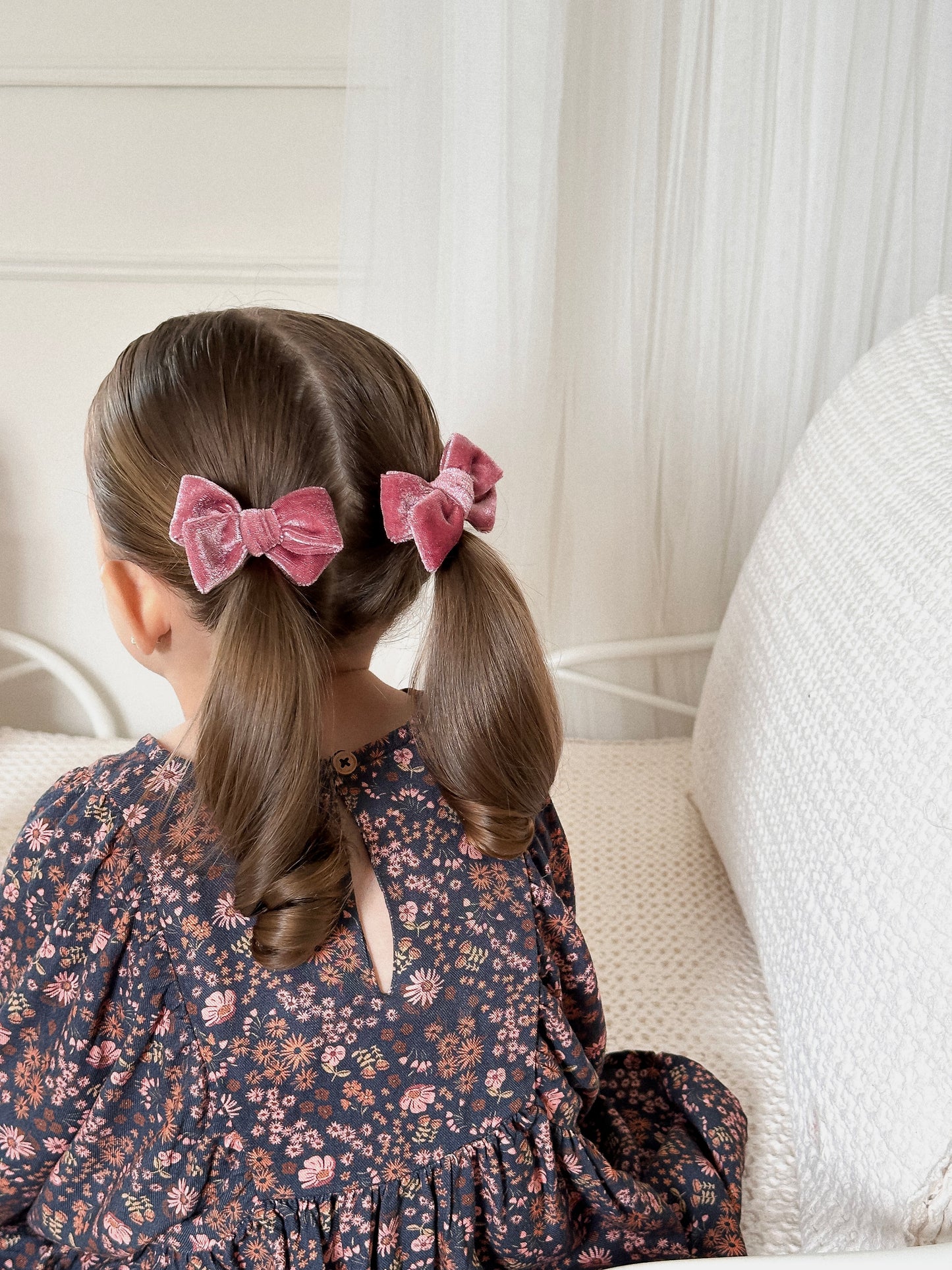 Classic Pigtail Bows | Mulberry Velvet