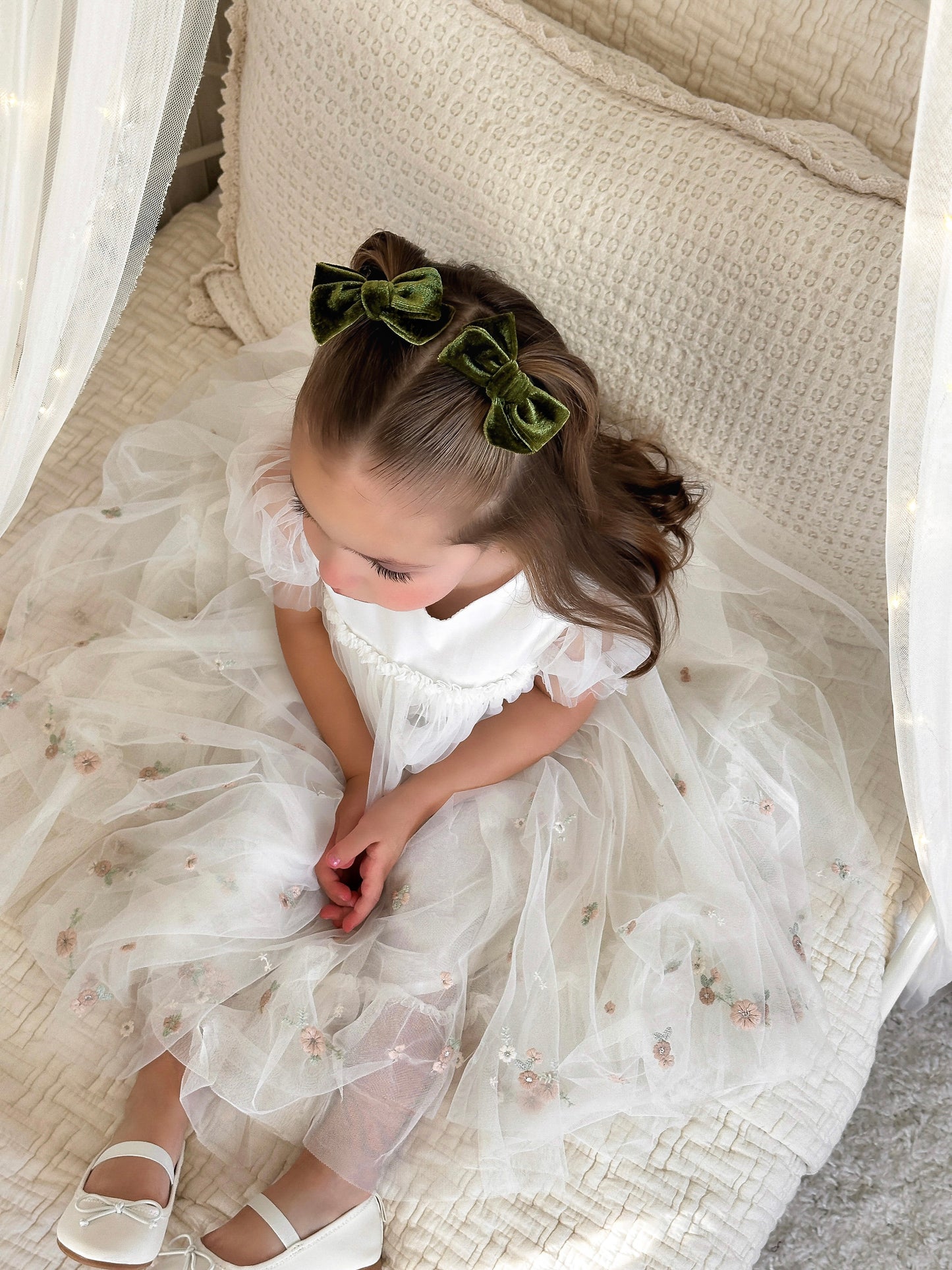 Classic Pigtail Bows | Mistletoe Green Velvet