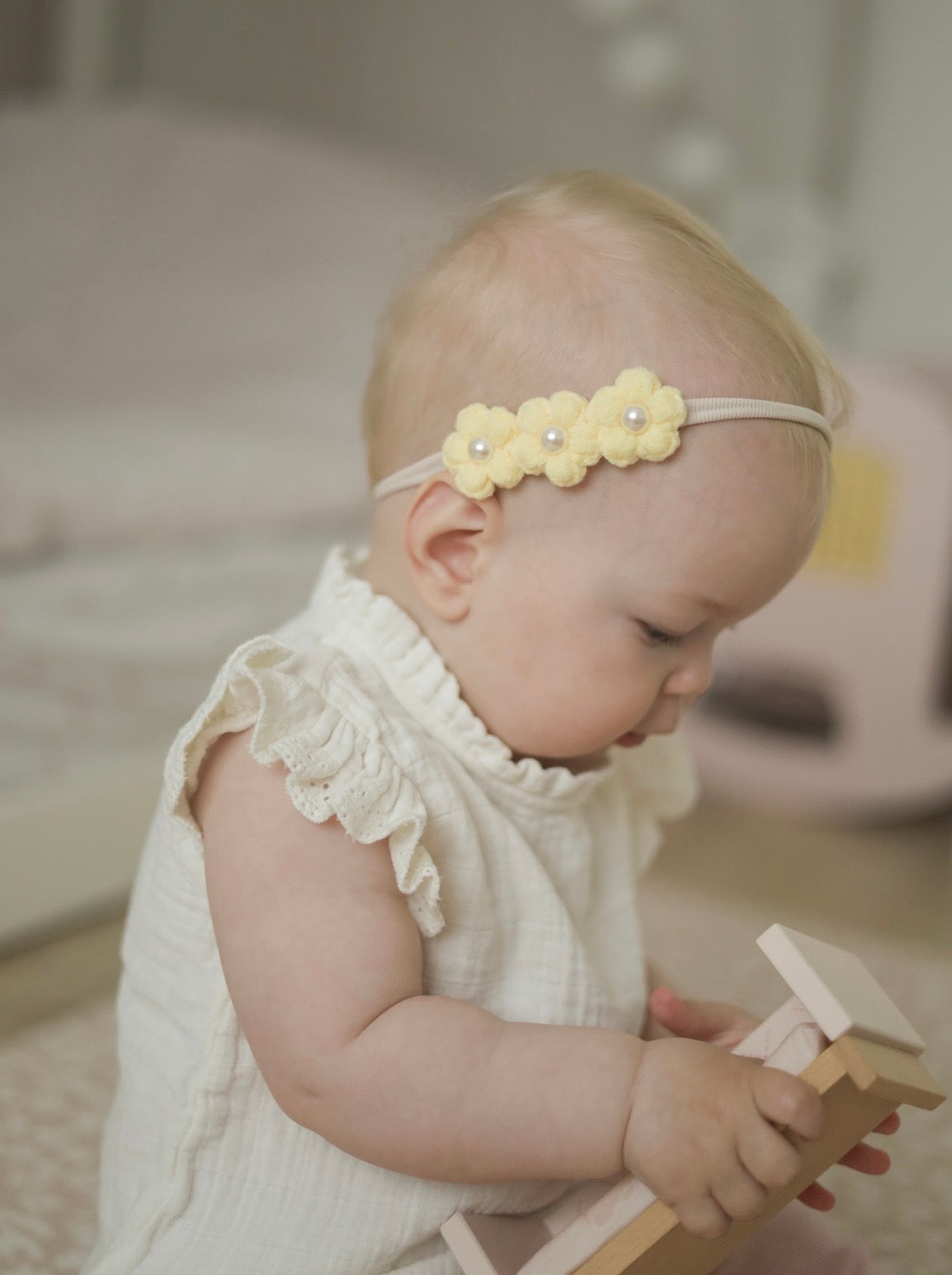 Dainty Headband | Pearly Lemon Flowers
