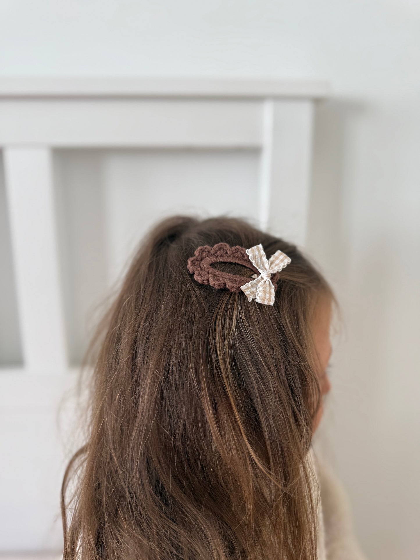 Scallop Crochet Clip | Chocolate Bow