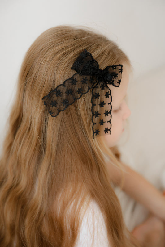 Longtail Bow | Noir Lace