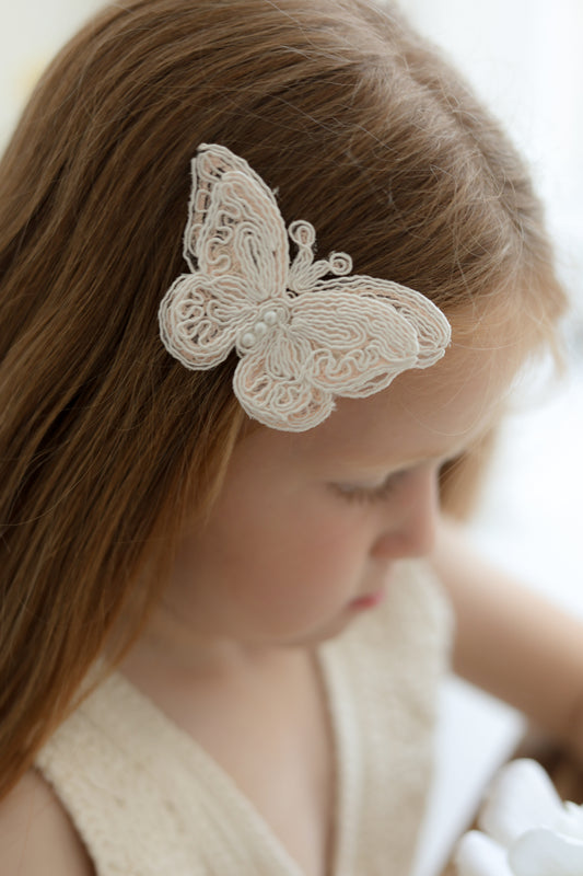 Clip | Lace Pearl Butterfly - Peach