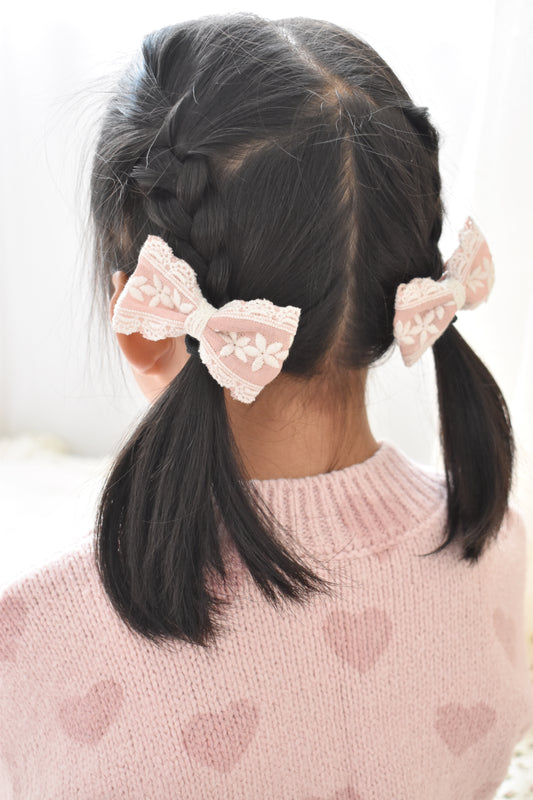 Lace Pigtail Bows | Rosie
